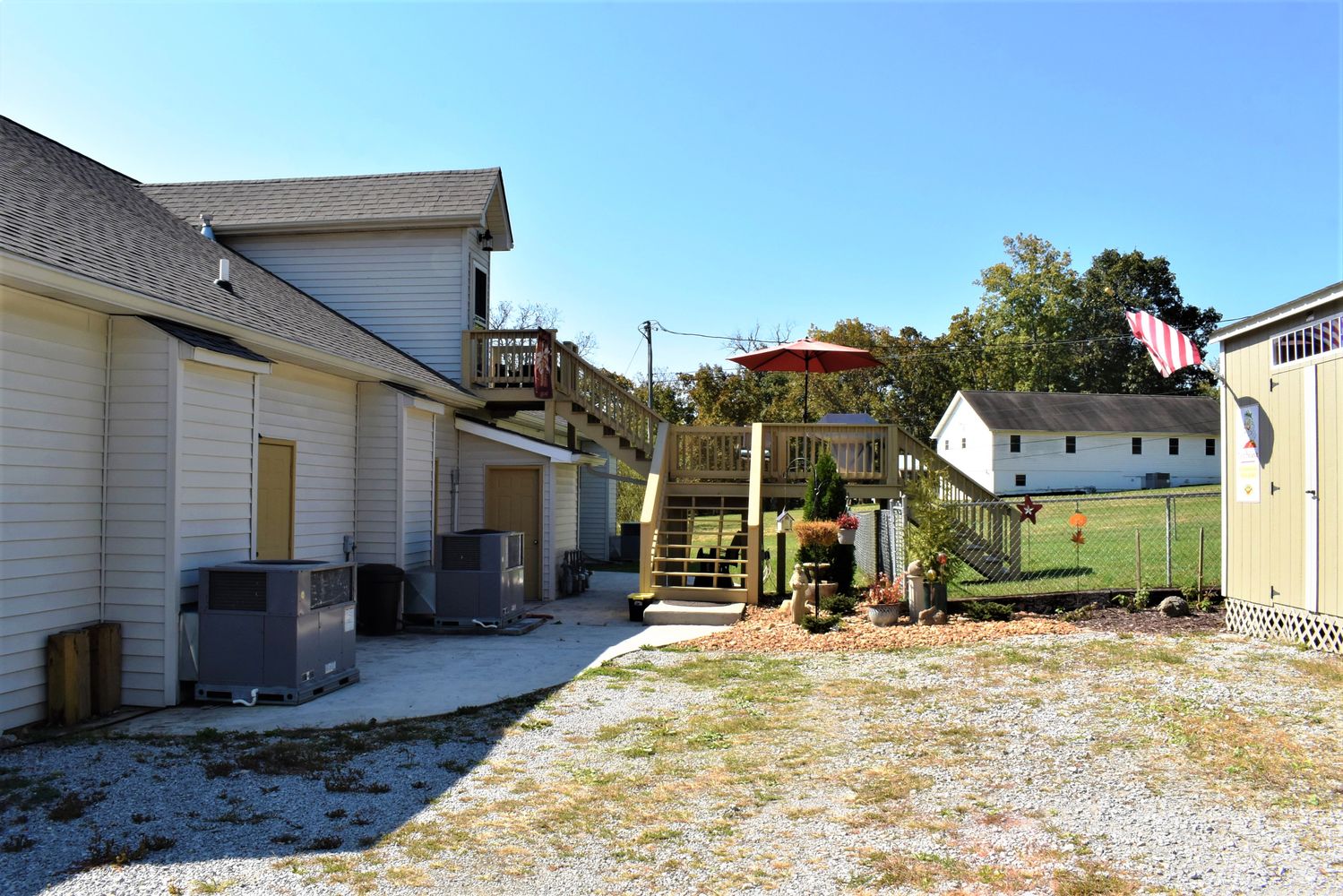 1771 Peavine Rd, Crossville, TN 38571